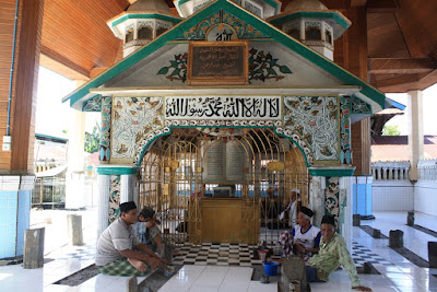 Bolehkan meminta hajat kepada manusia ?